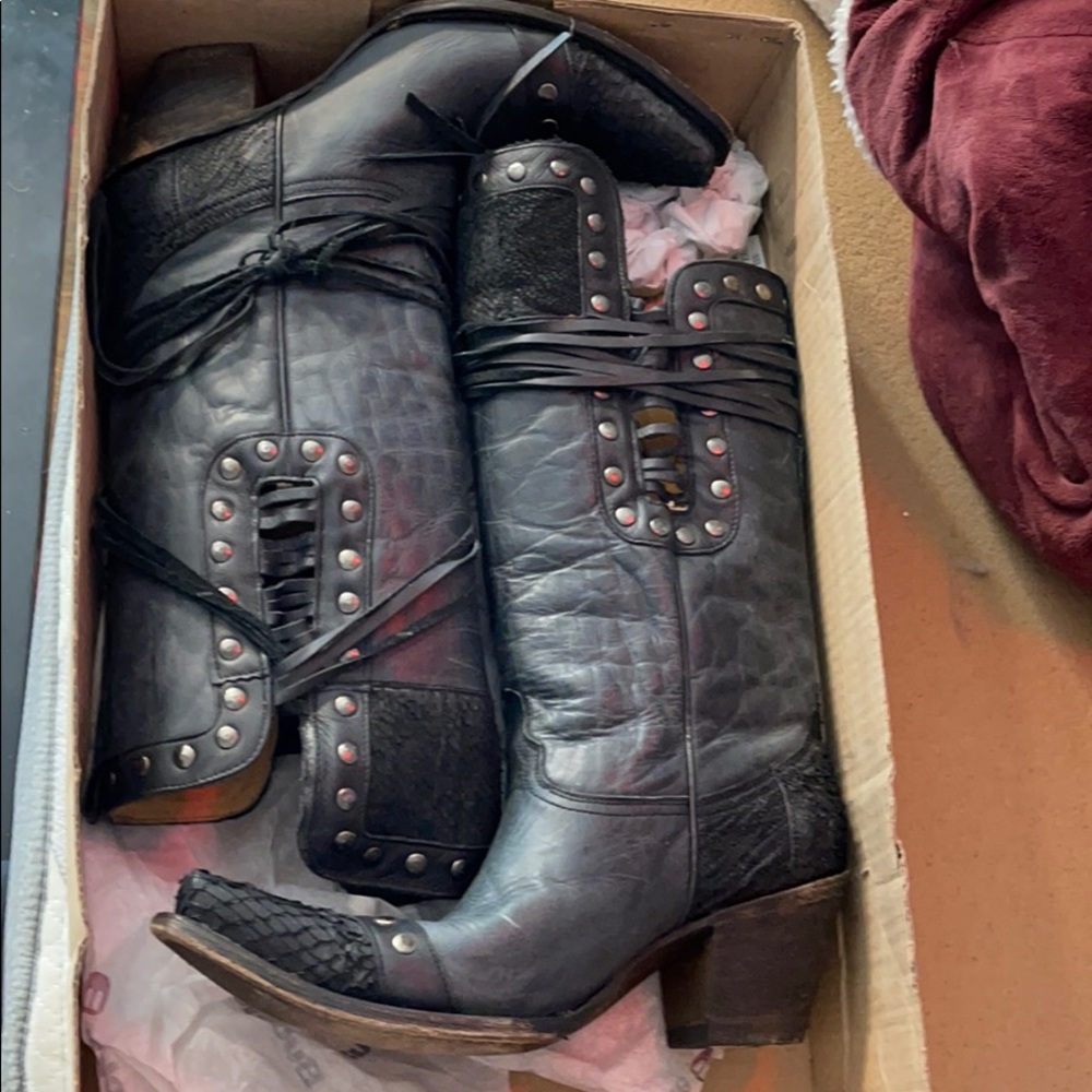 Corral Fringe Boots